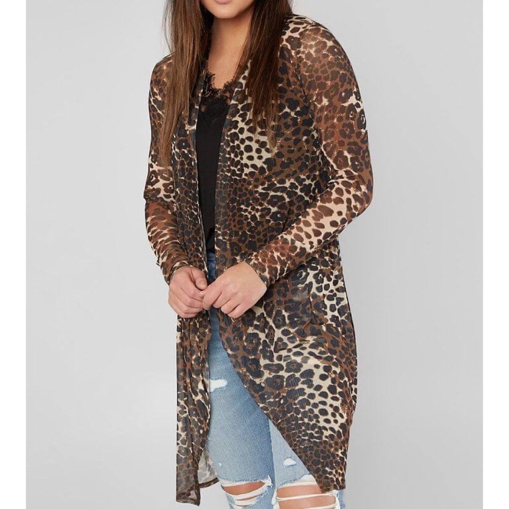 Daytrip From The Buckle Leopard Print Mesh Duster Kimono